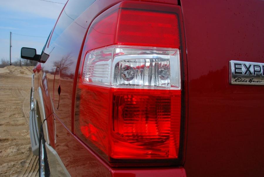  Ford Expedition EL 2007 года  (фото 7 из 67)